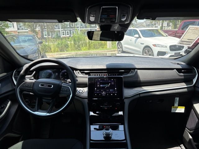 2026 Jeep Grand Cherokee GRAND CHEROKEE L LAREDO X 4X2