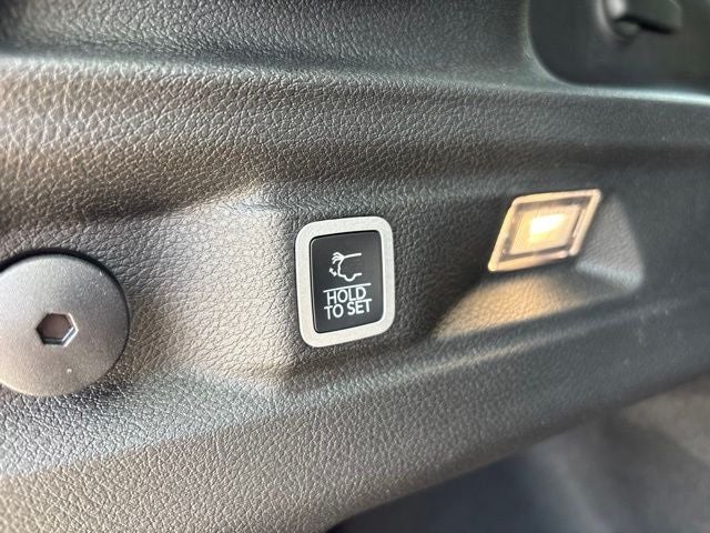2026 Jeep Grand Cherokee GRAND CHEROKEE L LAREDO X 4X2