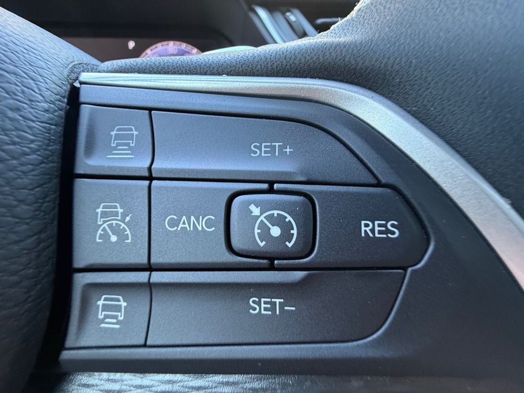 2025 Jeep Grand Cherokee GRAND CHEROKEE L LAREDO 4X2