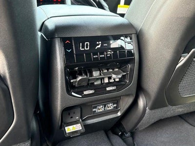 2026 Jeep Grand Cherokee GRAND CHEROKEE L LAREDO X 4X2