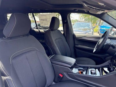 2026 Jeep Grand Cherokee GRAND CHEROKEE L LAREDO X 4X2