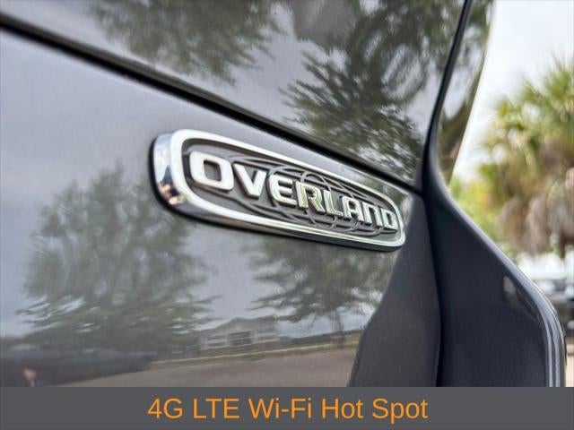 2022 Jeep Grand Cherokee L Overland 4x2