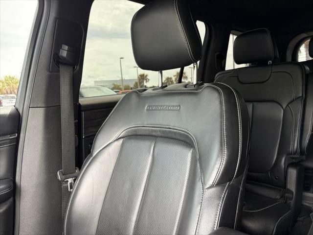 2022 Jeep Grand Cherokee L Overland 4x2