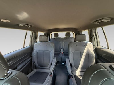 2025 Jeep Grand Cherokee GRAND CHEROKEE L LAREDO 4X4