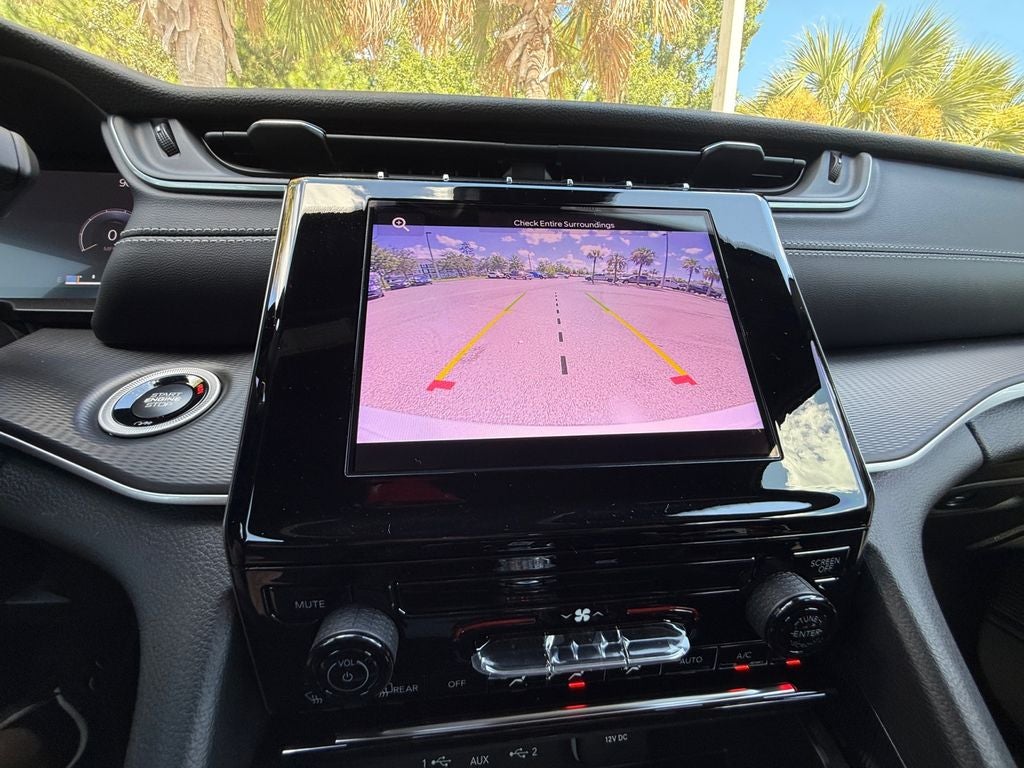 2025 Jeep Grand Cherokee GRAND CHEROKEE L LAREDO 4X4