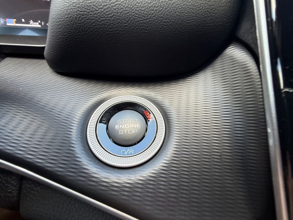 2025 Jeep Grand Cherokee GRAND CHEROKEE L LAREDO 4X4