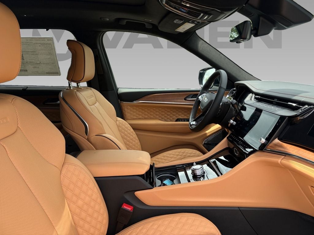 2026 Jeep Grand Cherokee GRAND CHEROKEE L SUMMIT 4X4