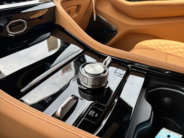 2026 Jeep Grand Cherokee GRAND CHEROKEE L SUMMIT 4X4