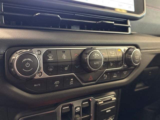 2026 Jeep Wrangler WRANGLER 4-DOOR MOAB 392