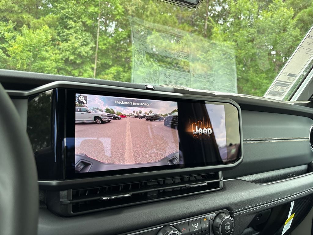 2026 Jeep Gladiator GLADIATOR SAHARA 4X4