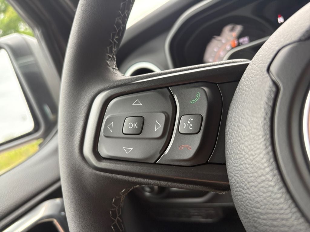 2026 Jeep Gladiator GLADIATOR SAHARA 4X4