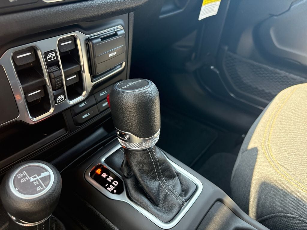 2026 Jeep Gladiator GLADIATOR SPORT S 4X4