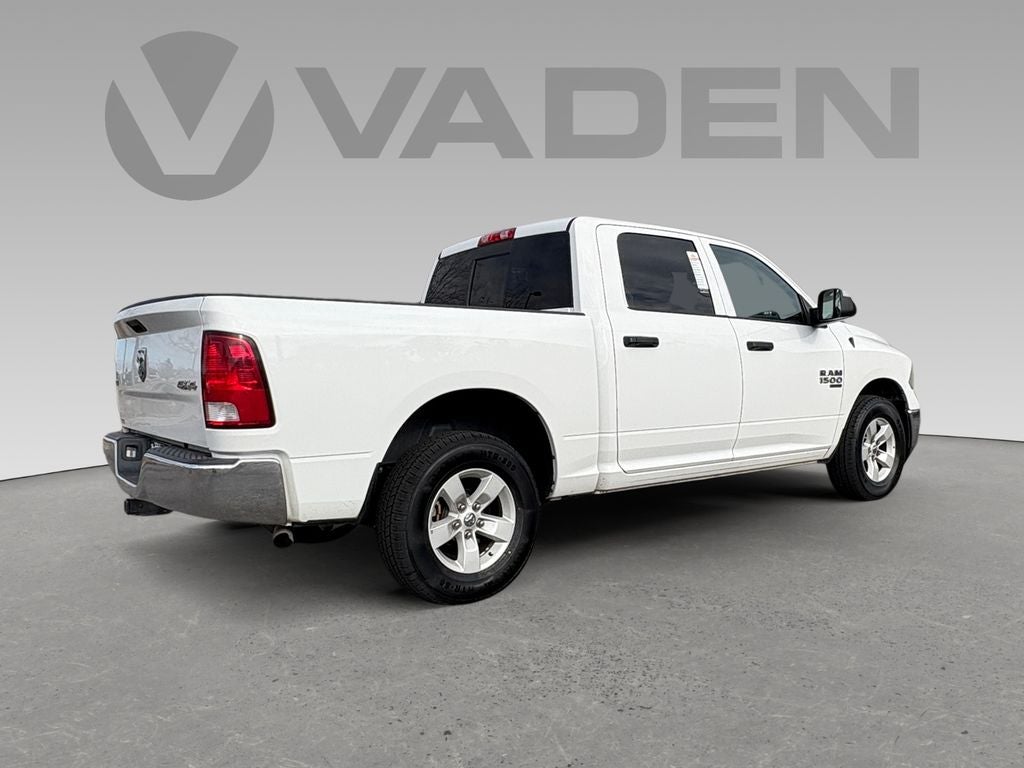 2023 RAM 1500 Classic SLT Crew Cab 4x4 5'7' Box