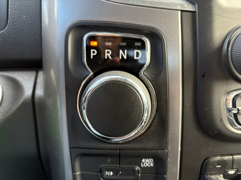 2023 RAM 1500 Classic SLT Crew Cab 4x4 5'7' Box