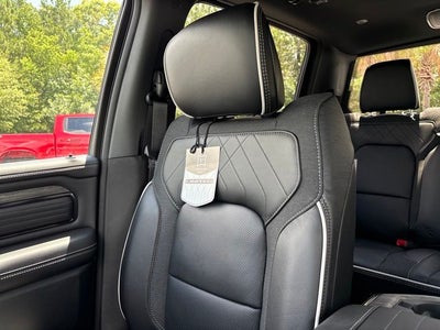 2026 RAM Ram 1500 RAM 1500 LIMITED CREW CAB 4X4 5'7' BOX