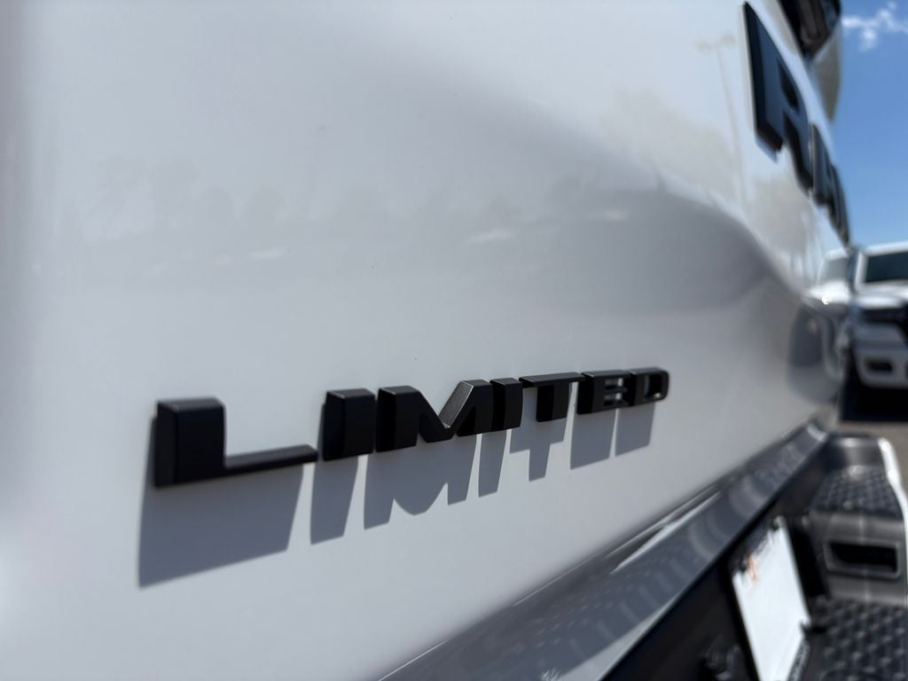 2026 RAM Ram 1500 RAM 1500 LIMITED CREW CAB 4X4 5'7' BOX