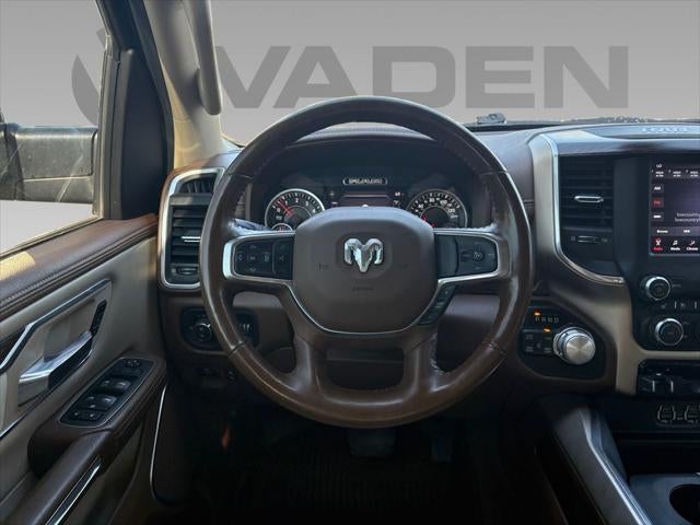 2020 RAM 1500 Laramie Crew Cab 4x4 5'7' Box