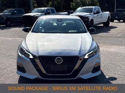 2022 Nissan Altima SR FWD