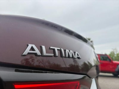 2025 Nissan Altima SV FWD