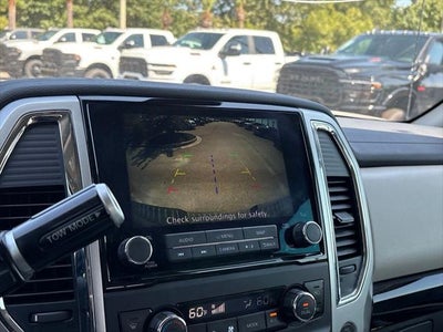2021 Nissan TITAN Crew Cab SV 4x2