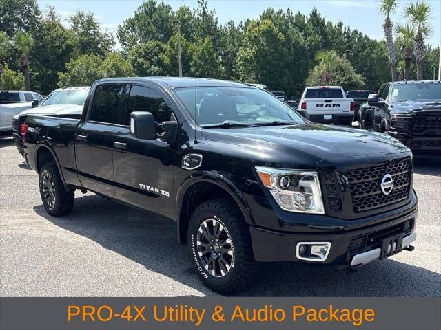 2017 Nissan TITAN XD PRO-4X Diesel