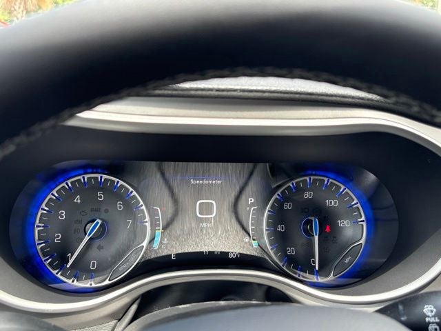 2027 Chrysler Pacifica PACIFICA SELECT
