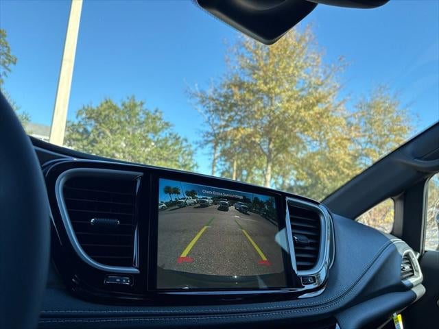 2026 Chrysler Pacifica PACIFICA SELECT