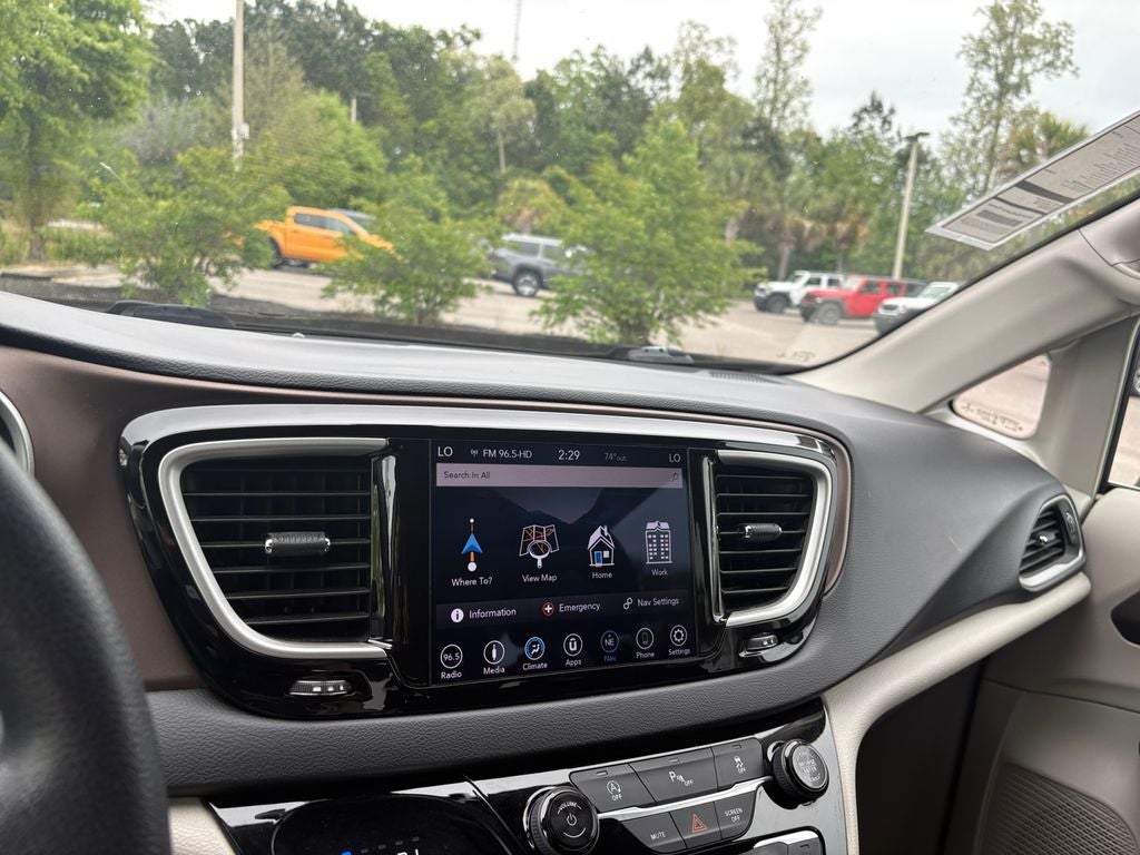 2019 Chrysler Pacifica Touring Plus