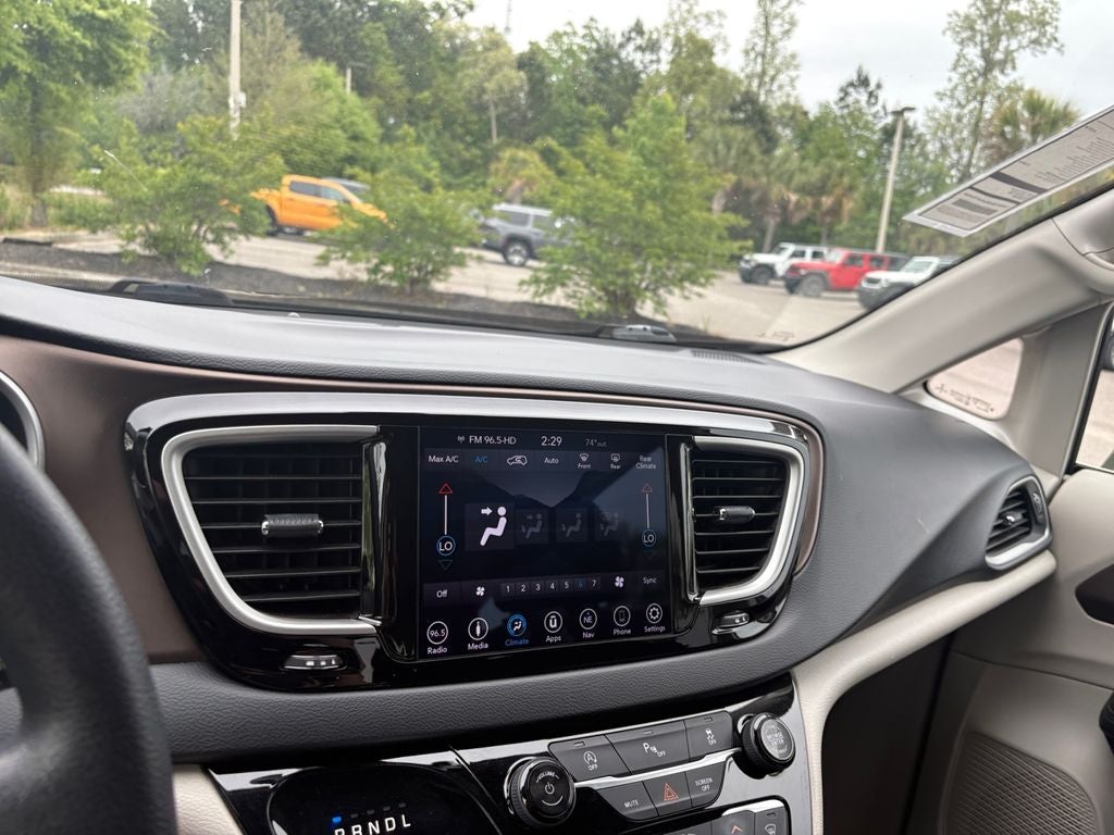 2019 Chrysler Pacifica Touring Plus