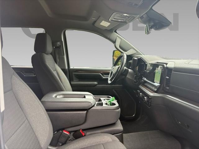 2025 Chevrolet Silverado 2500HD 4WD Crew Cab Standard Bed LT