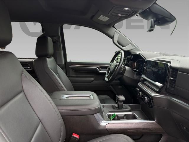 2022 Chevrolet Silverado 1500 4WD Crew Cab Short Bed LTZ