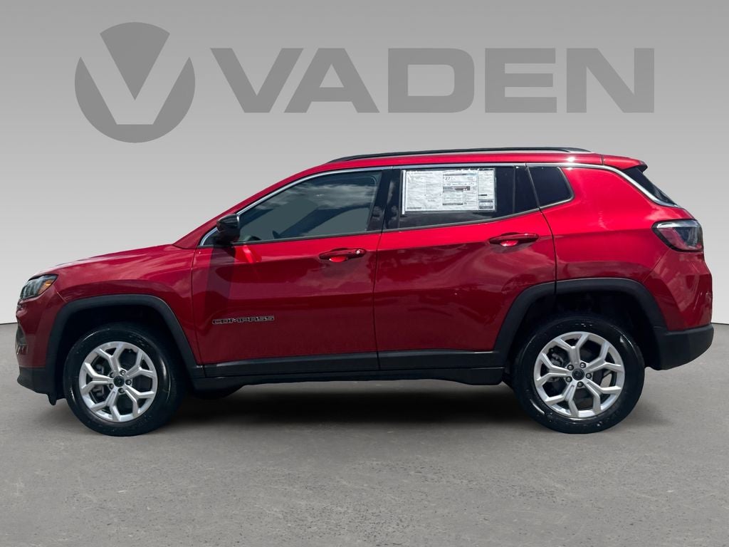 2025 Jeep Compass COMPASS LATITUDE 4X4