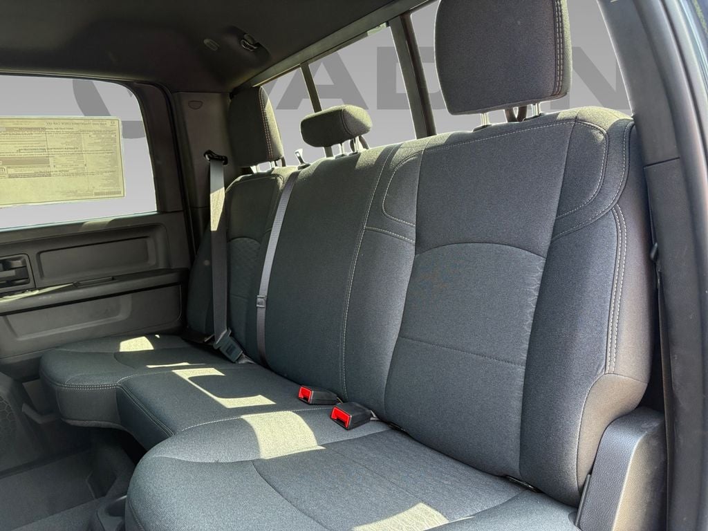 2026 RAM Ram 3500 RAM 3500 TRADESMAN CREW CAB 4X4 6'4' BOX