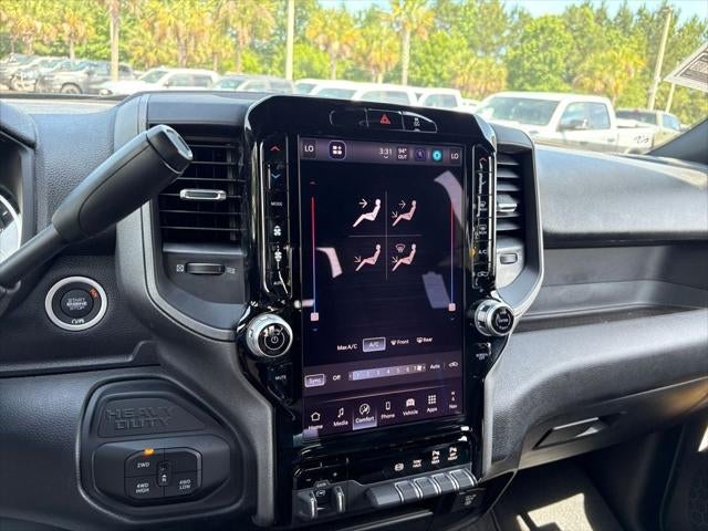 2026 RAM Ram 3500 RAM 3500 TRADESMAN CREW CAB 4X4 6'4' BOX