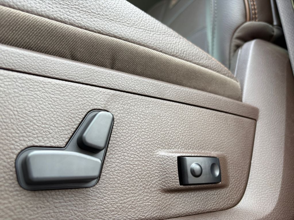 2026 RAM Ram 3500 RAM 3500 LIMITED LONGHORN CREW CAB 4X4 6'4' BOX