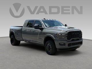 2026 RAM Ram 3500 RAM 3500 LIMITED MEGA CAB 4X4 6'4' BOX