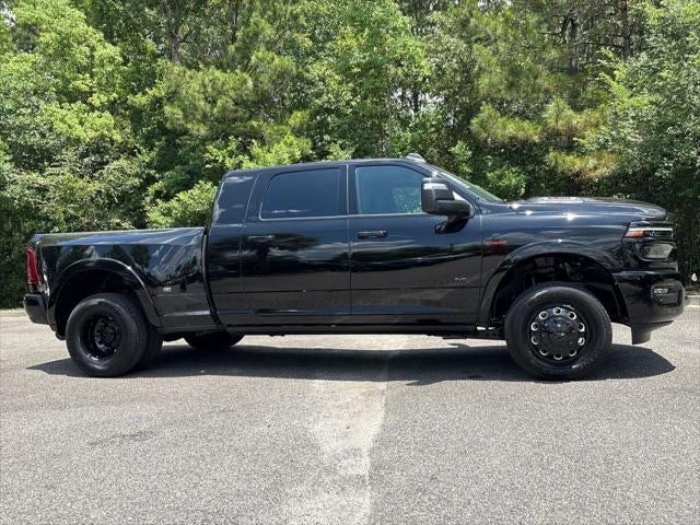2026 RAM Ram 3500 RAM 3500 LIMITED MEGA CAB 4X4 6'4' BOX