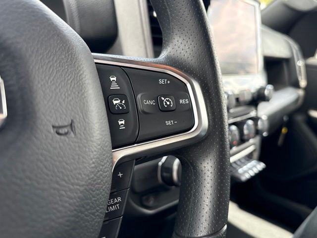 2026 RAM 1500 RAM 1500 TRADESMAN CREW CAB 4X2 5'7' BOX
