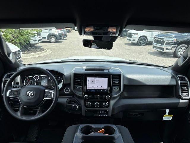 2026 RAM 1500 RAM 1500 TRADESMAN CREW CAB 4X2 5'7' BOX