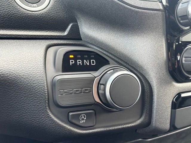 2026 RAM Ram 1500 RAM 1500 TRADESMAN CREW CAB 4X2 5'7' BOX