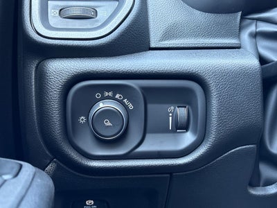 2026 RAM Ram 1500 RAM 1500 TRADESMAN CREW CAB 4X4 5'7' BOX