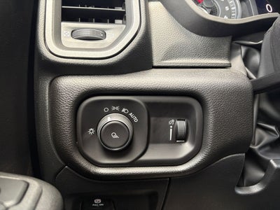 2026 RAM Ram 1500 RAM 1500 TRADESMAN CREW CAB 4X4 5'7' BOX