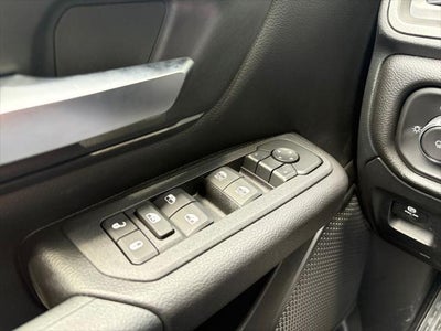 2026 RAM Ram 1500 RAM 1500 TRADESMAN CREW CAB 4X4 5'7' BOX