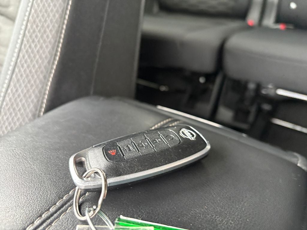 2025 Nissan Pathfinder SV FWD