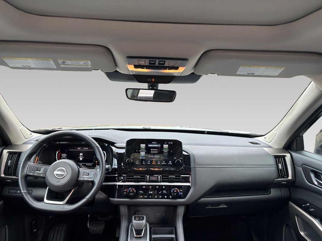 2025 Nissan Pathfinder Platinum FWD