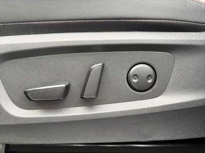 2025 Nissan Pathfinder Platinum FWD