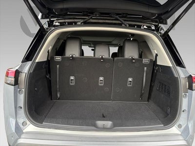 2025 Nissan Pathfinder Platinum FWD