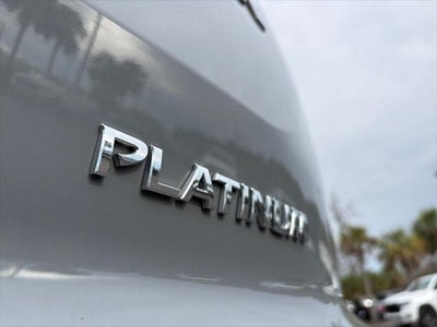 2025 Nissan Pathfinder Platinum FWD