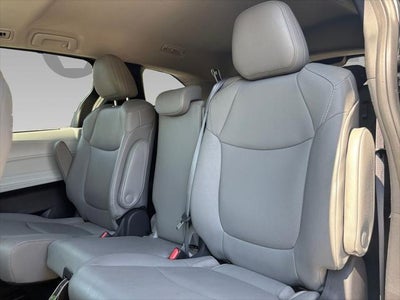 2025 Toyota Sienna XLE