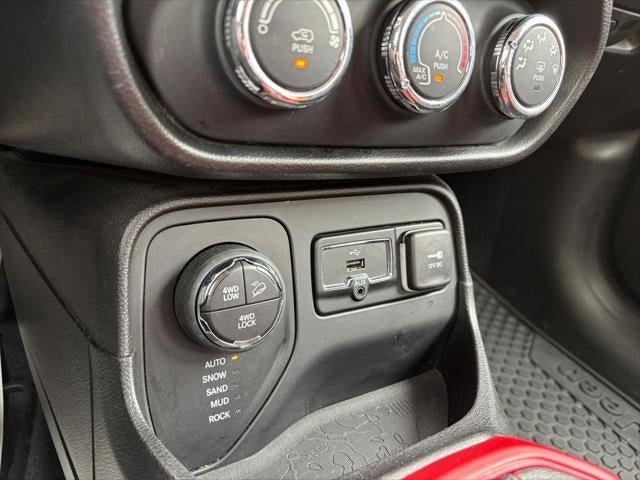 2017 Jeep Renegade Trailhawk 4x4